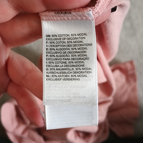 The North Face | Size Large Pink Tee - Picture 7 of 8